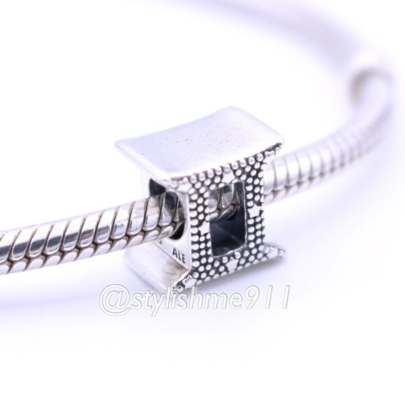 Authentic PANDORA Sparkling Gemini Zodiac Sign Charm - 798428C01 - Picture 4 of 9